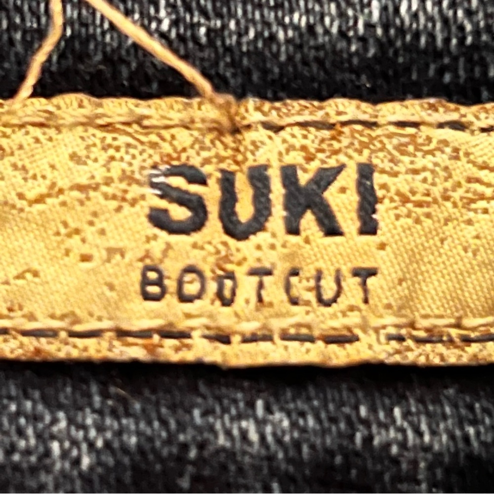 Silver Jeans For Girls/Women W27/L32 SUKI Boot Cut 195165AF438 26173 Very Nice - Picture 4 of 9